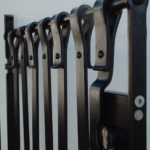 strap-contemporary-pedestrian-gate-sussex-blacksmith-designer-james-price