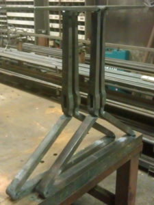 forged wedge table