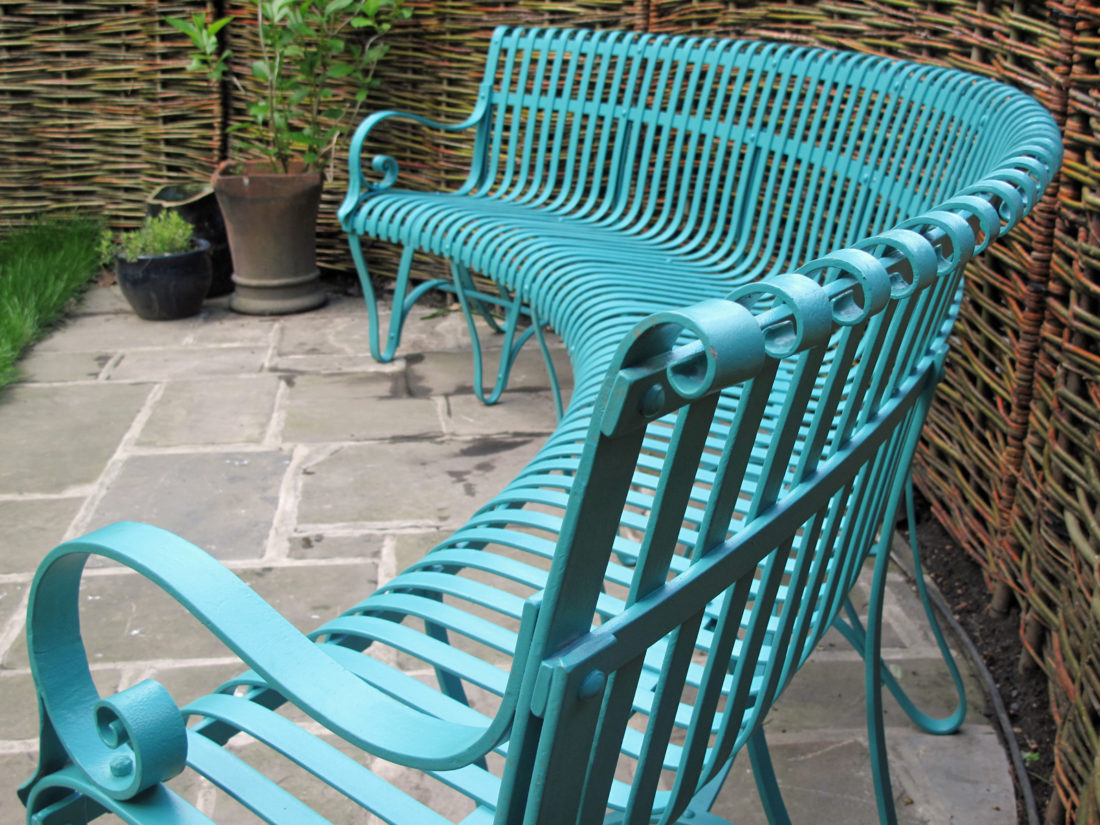 curved garden bench