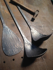 forging-process-bronze-lights