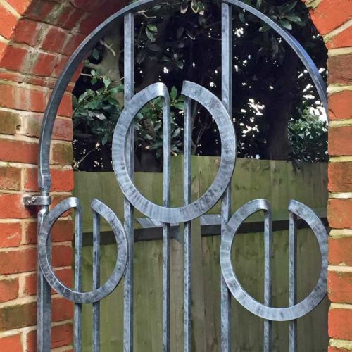 contemporary metal gate