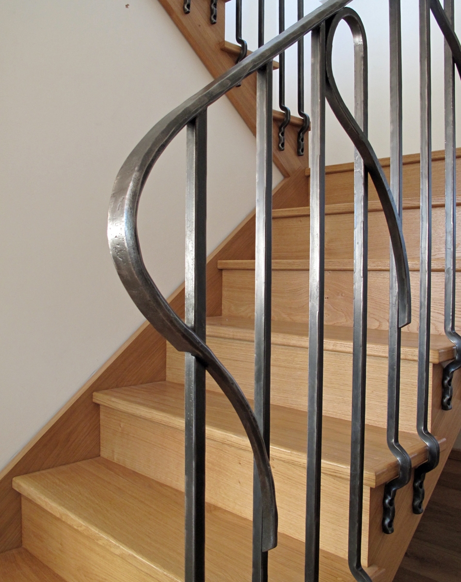 contemporary-iron-balustrade