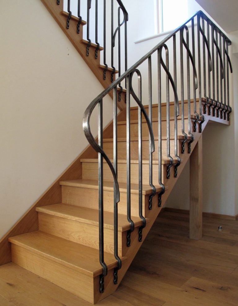 Contemporary-iron-balustrade