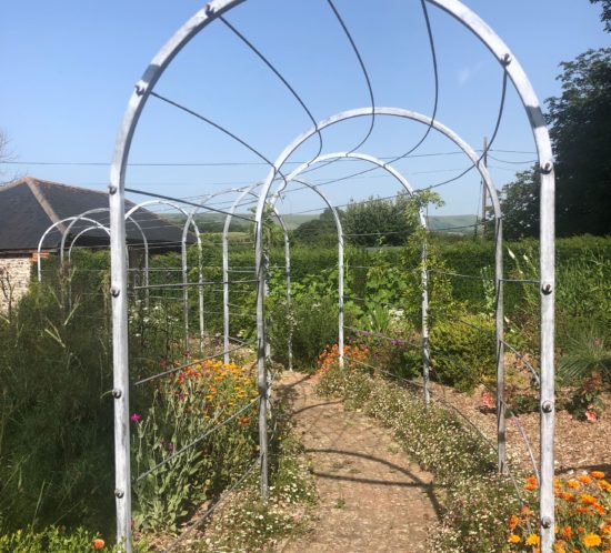 garden-arches-metal-path