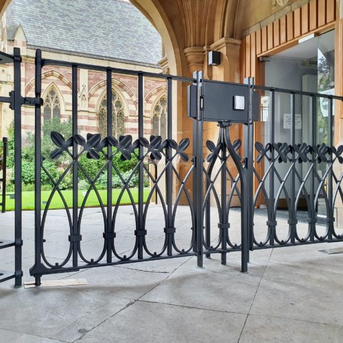 Balliol-gates-porters-lodge-james-price-blacksmith
