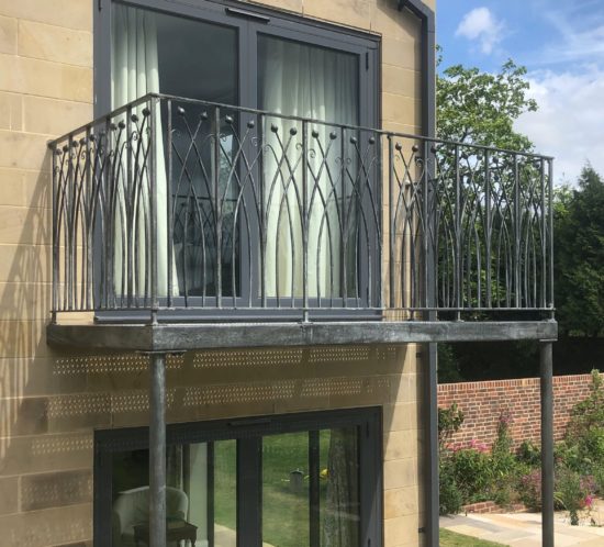 meadow-balcony-iron-balustrade-metalwork