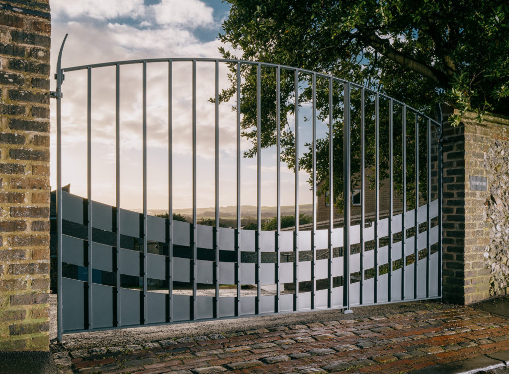 Plate Gate Plate modern entrance gates - James Price Blacksmith Ltd