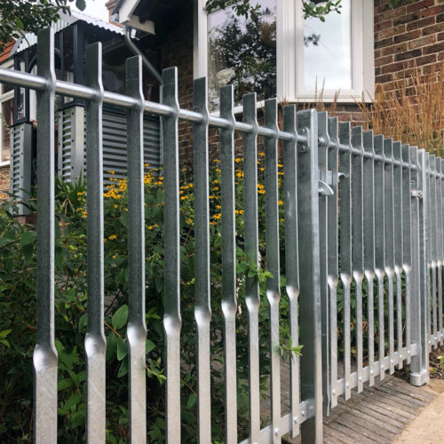 Twist-gate-railing-modern-garden-contemporary-metal