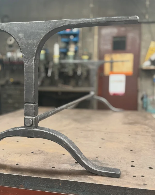 The wishbone table heads out the door tomorrow to furniture makers in Surrey for a 2” slab of English Oak before eventually travelling to its new home in Switzerland. Nearly 2.5 m long, with tenoned joinery and forged from chunks of 60mm square this piece will last generations. #wishbonetable #customtable #bespoketable #forged #iron