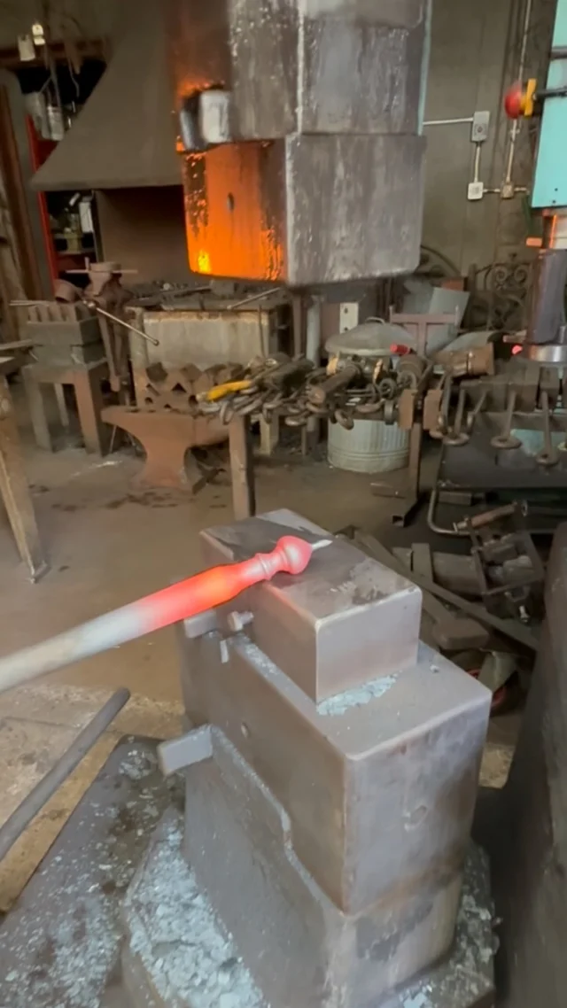 I’ve been in deep on the toolmaking today. Recreating a period fitting for a project. First up I made a sinker as accurately as possible that matched the sample. 2 chunks were then forged down as swage blanks and the sinker embedded into these like a sandwich between slices of bread. The newly forged swages were then ground up and case hardened…… this enabled a roughing out swage to do the heavy lifting and a finishing swage to add definition to the edges. A few heats and the results were spot on, super crisp forgings that look more like they’ve been made on a lathe than a power hammer 👌🏼